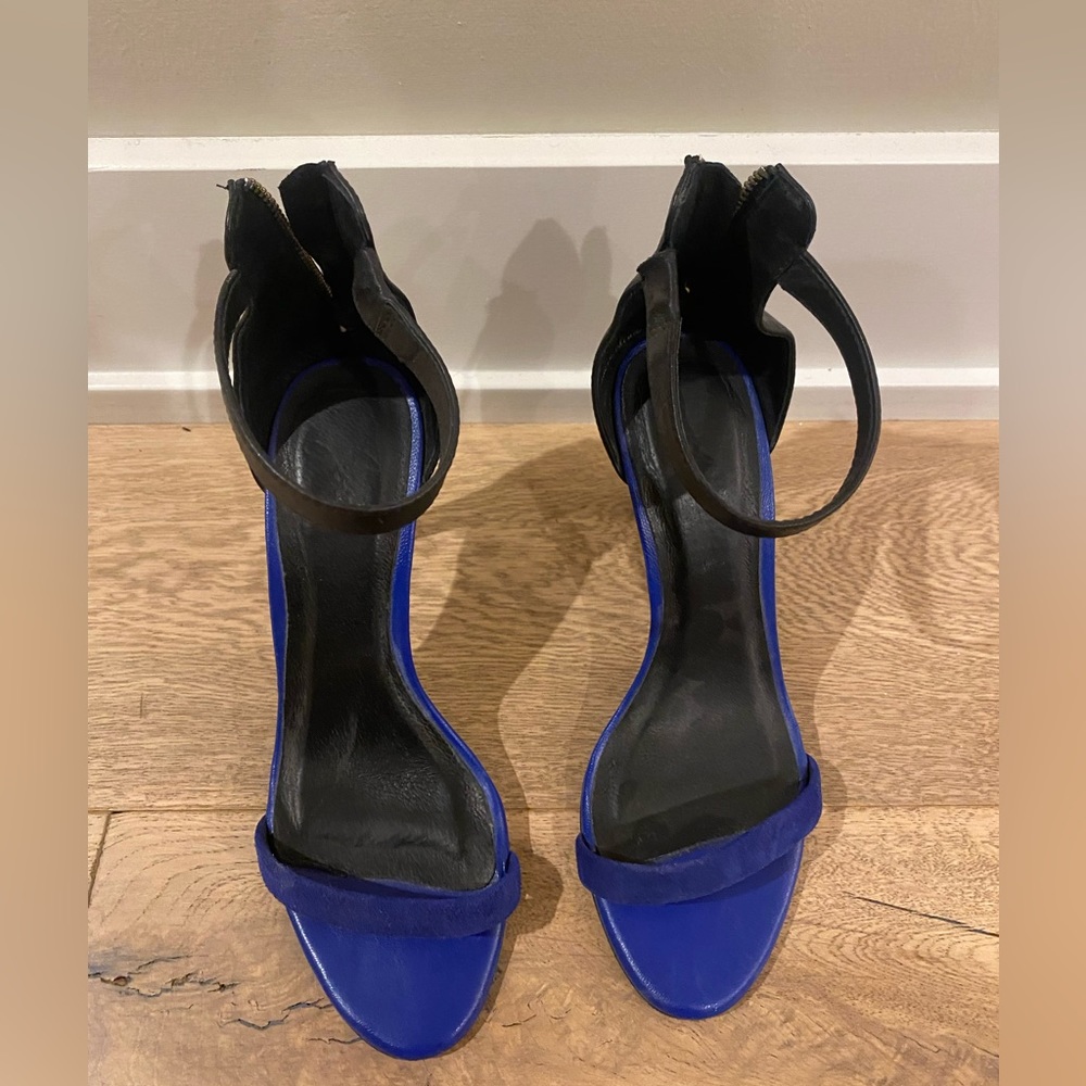 Joie heels